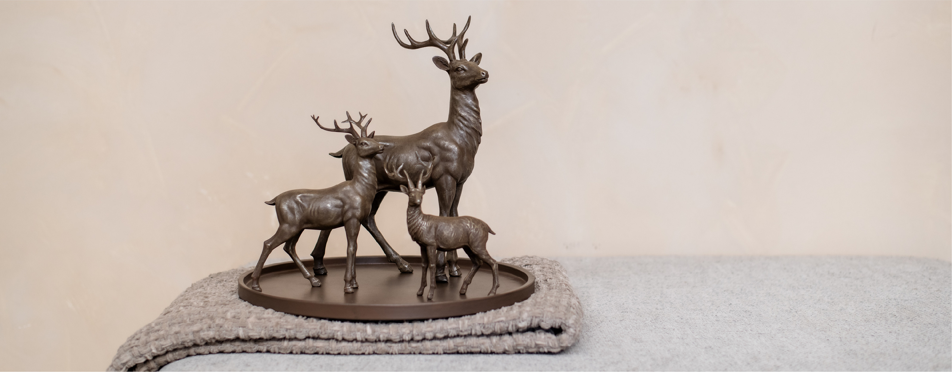 Amber & Earth-1-02.jpg